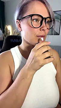 Charming Daphny online show from 07.18.26