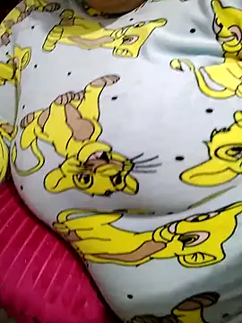 Snapshot of DALO3A85 chatting on 12.21.25 DALO3A85 online show from 12.21.25