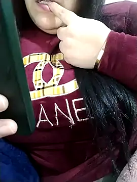 Snapshot of DALO3A85 chatting on 01.18.26 DALO3A85 online show from 01.18.26