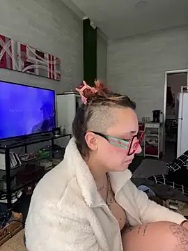 Hawitxui online show from 12.15.25