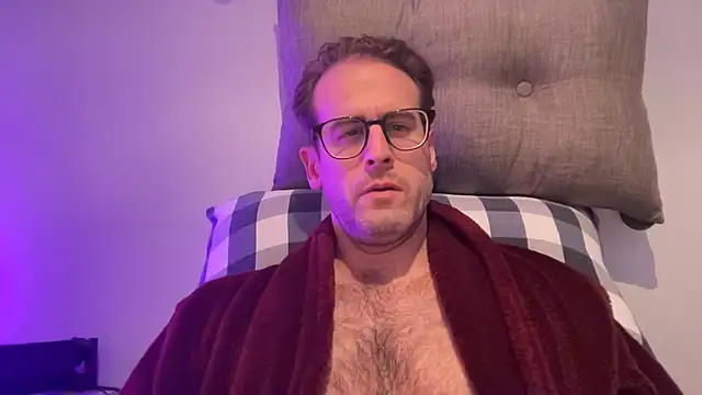 Snapshot of StarrMan99 chatting on 12.27.24 StarrMan99 online show from 12.27.24