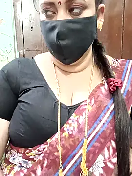 Snapshot of ashikaa_r chatting on 01.05.26 ashikaa r online show from 01.05.26