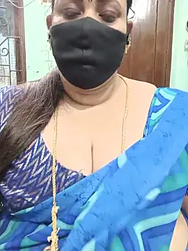Snapshot of ashikaa_r chatting on 05.29.26 ashikaa r online show from 05.29.26