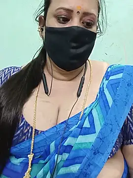 Snapshot of ashikaa_r chatting on 05.30.26 ashikaa r online show from 05.30.26