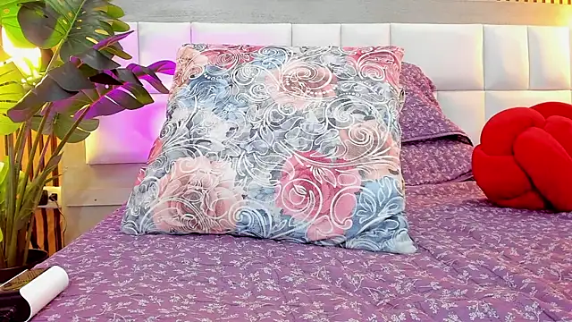 miah connor online show from 01.23.25