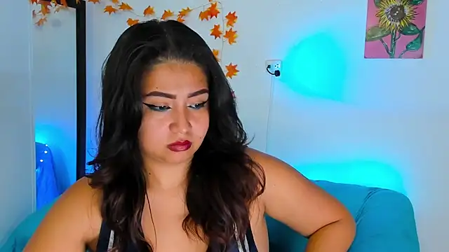 Snapshot of LiahDiaz chatting on 12.15.24 LiahDiaz online show from 12.15.24