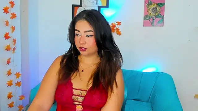 Snapshot of LiahDiaz chatting on 02.07.25 LiahDiaz online show from 02.07.25