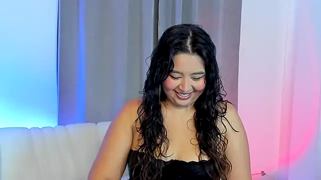 Snapshot of LiahDiaz chatting on 09.09.25 LiahDiaz online show from 09.09.25