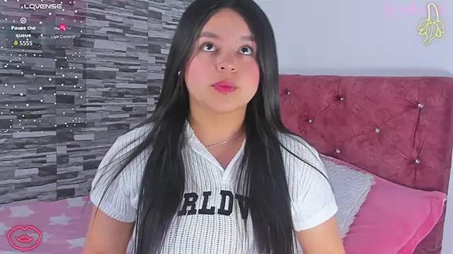 skyhotgirll online show from 10.03.25