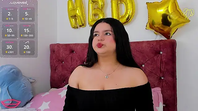 Snapshot of skyhotgirll chatting on 03.29.26 skyhotgirll online show from 03.29.26