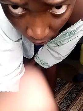 pretty prickle online show from 11.21.25