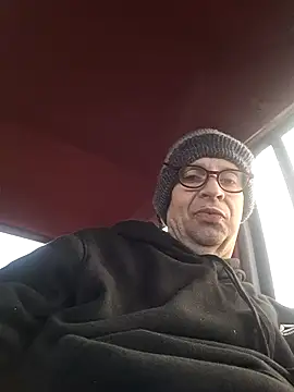 Snapshot of mcv131985 chatting on 01.26.25 mcv131985 online show from 01.26.25