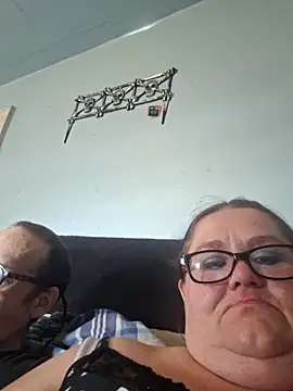 Snapshot of mcv131985 chatting on 03.02.25 mcv131985 online show from 03.02.25