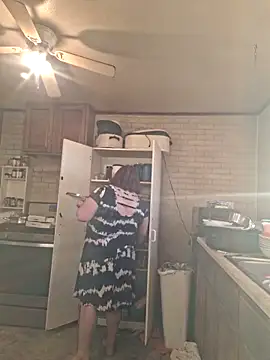 Snapshot of mcv131985 chatting on 02.02.26 mcv131985 online show from 02.02.26