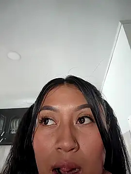 Snapshot of luisa16xxx chatting on 10.15.25 luisa16xxx online show from 10.15.25