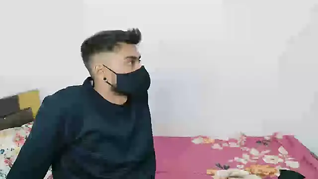 Snapshot of RupaliDixit chatting on 12.14.24 RupaliDixit online show from 12.14.24