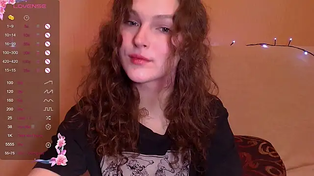 Snapshot of Jenna_Sativa chatting on 02.18.25 Jenna Sativa online show from 02.18.25