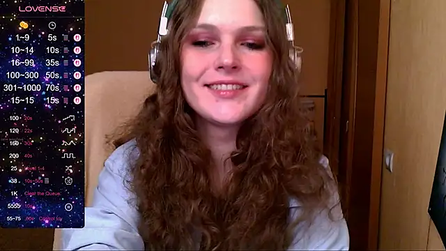 Snapshot of Jenna_Sativa chatting on 10.12.25 Jenna Sativa online show from 10.12.25