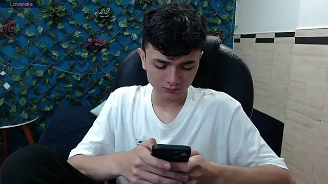 Waturox online show from 01.18.25