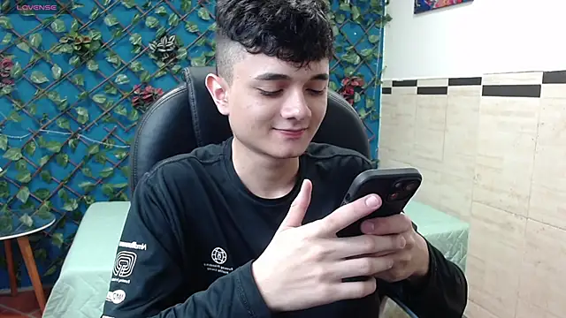 Waturox online show from 02.22.25