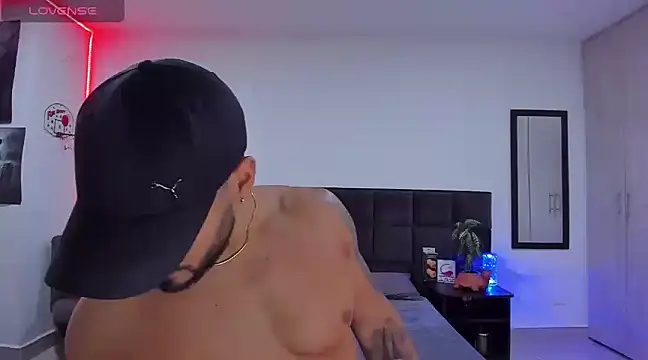 Alexander Martines online show from 01.15.25