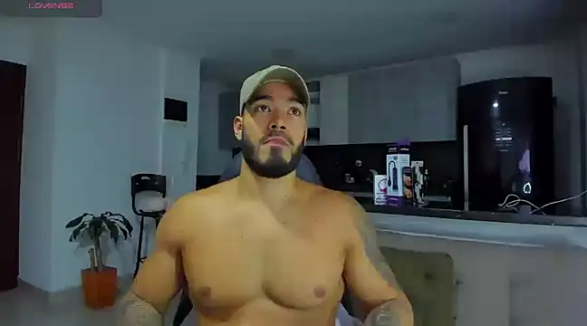 Alexander Martines online show from 03.13.25