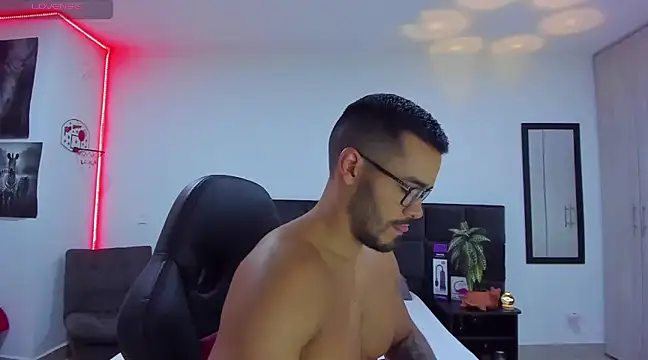 Alexander Martines online show from 03.23.25