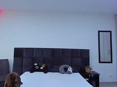 Alexander Martines online show from 11.27.25