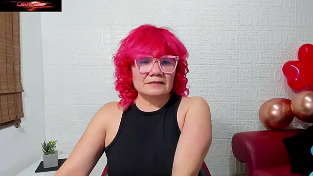 Snapshot of Salomeediaz_ chatting on 02.15.25 Salomeediaz online show from 02.15.25