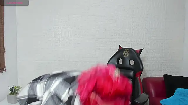 Snapshot of Salomeediaz_ chatting on 03.11.25 Salomeediaz online show from 03.11.25