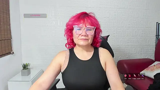 Snapshot of Salomeediaz_ chatting on 03.15.25 Salomeediaz online show from 03.15.25