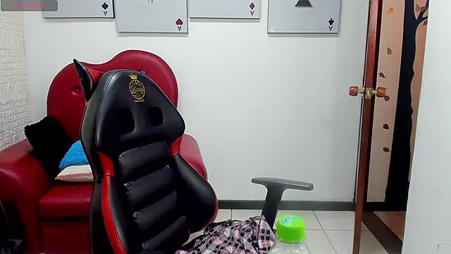 Snapshot of Salomeediaz_ chatting on 10.08.25 Salomeediaz online show from 10.08.25