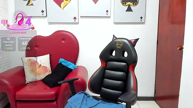 Snapshot of Salomeediaz_ chatting on 11.27.25 Salomeediaz online show from 11.27.25