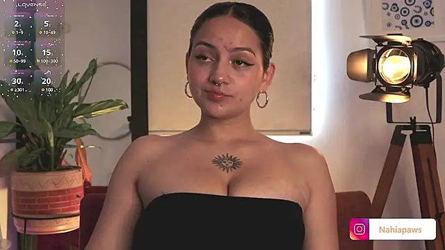 nahiapaws online show from 02.28.25