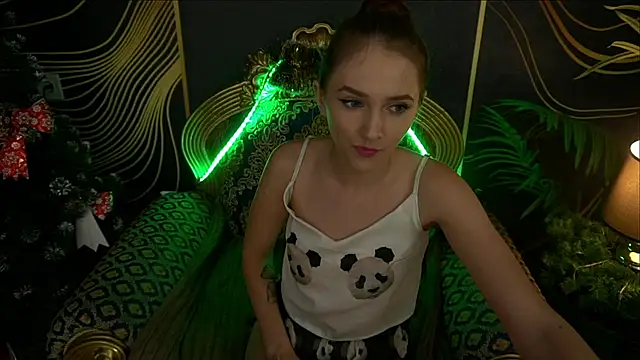 PamelaXX  online show from 01.13.25