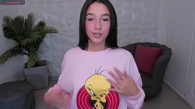 SaraaMills online show from 01.17.25