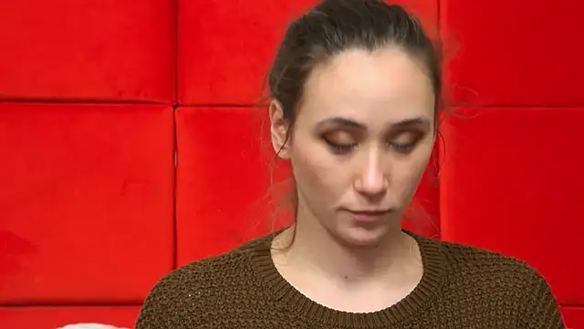 Snapshot of AliceMunro chatting on 01.24.25 AliceMunro online show from 01.24.25