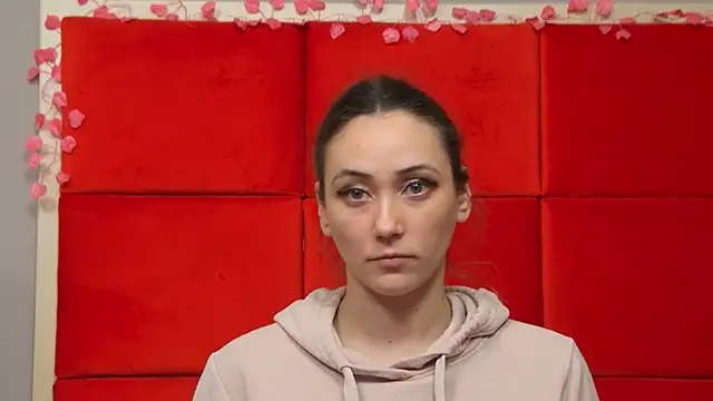 Snapshot of AliceMunro chatting on 02.22.25 AliceMunro online show from 02.22.25