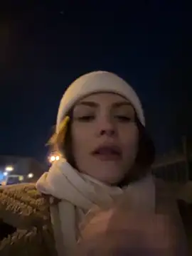 Snapshot of Accole chatting on 01.18.25 Accole online show from 01.18.25