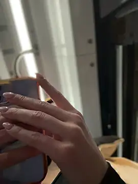 Snapshot of Accole chatting on 01.26.25 Accole online show from 01.26.25