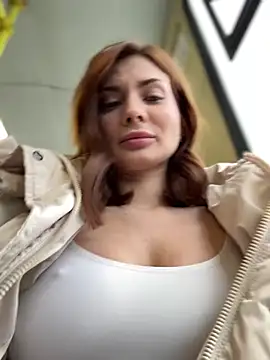 Snapshot of Accole chatting on 02.11.25 Accole online show from 02.11.25