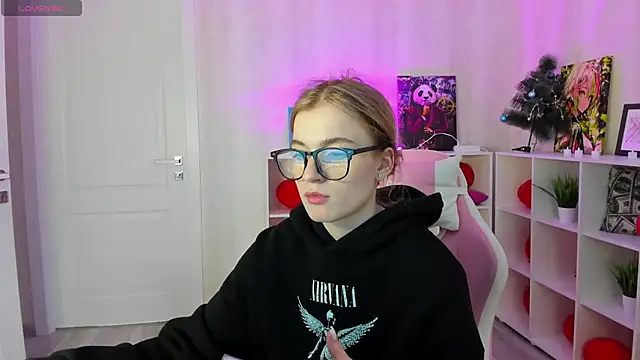 Stacey Brown online show from 03.07.25