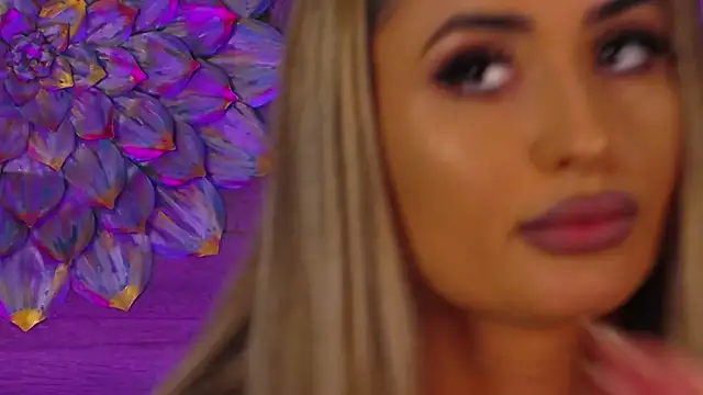 Snapshot of LoraDevine chatting on 02.19.26 LoraDevine online show from 02.19.26