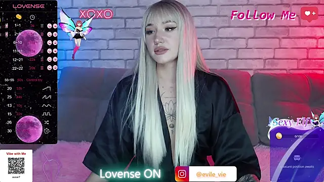 Eva Evile online show from 12.21.24