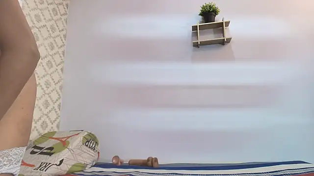 Chantal taylor  online show from 02.25.25