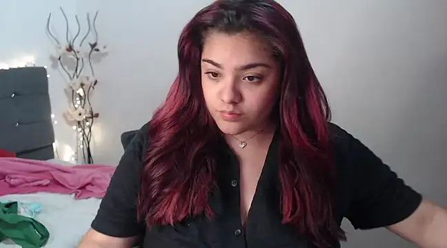 KathyGonzalez online show from 03.04.25