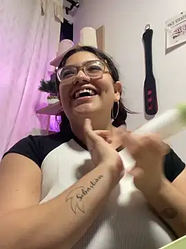 KathyGonzalez online show from 09.24.25