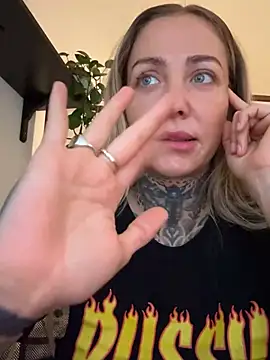 ElenaHaze online show from 12.14.24