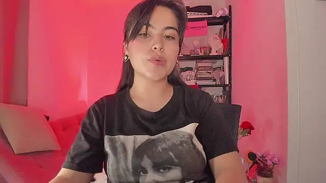 Snapshot of sol__angel chatting on 02.24.25 sol angel online show from 02.24.25