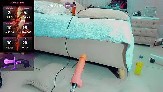 EmilyySaenz online show from 10.24.25